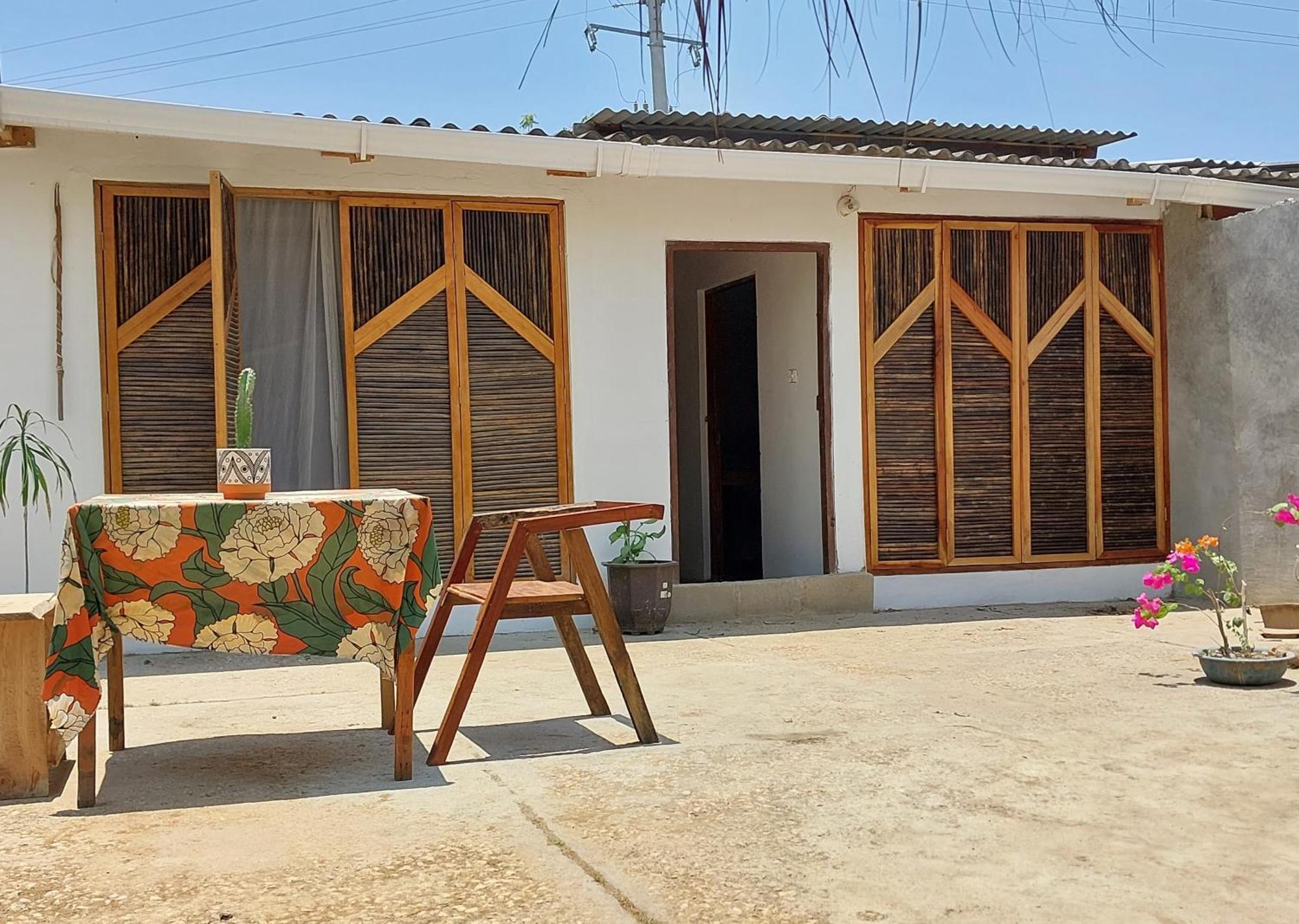 Hostel Nugeku Rincón Exterior foto